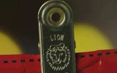 Lion Coffee Packaging Fun (video)