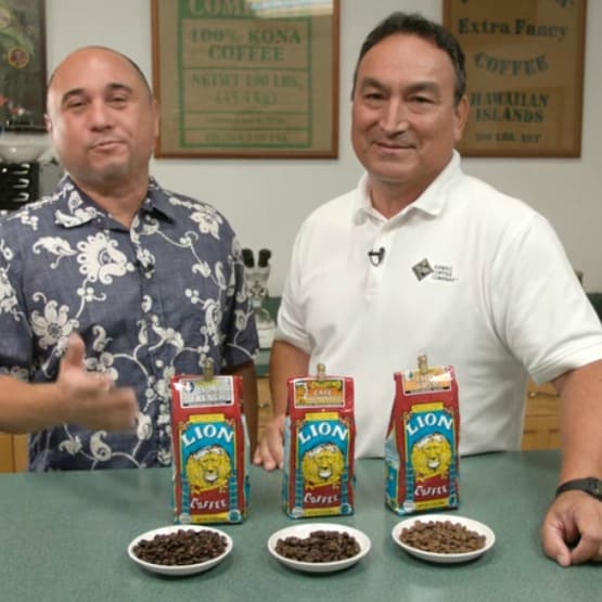 The Difference Between Coffee Roasts (video)